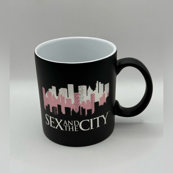 Sex And The City 20 oz Mug - Picture 3 of 5